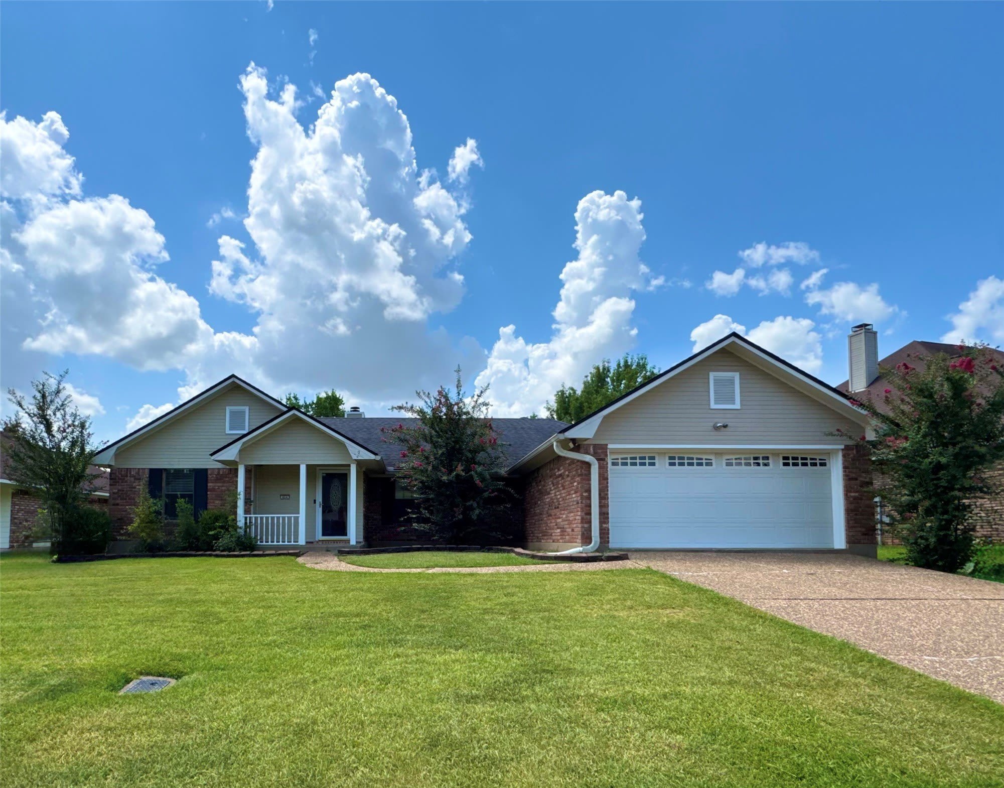 464 Mayfair – photo 1