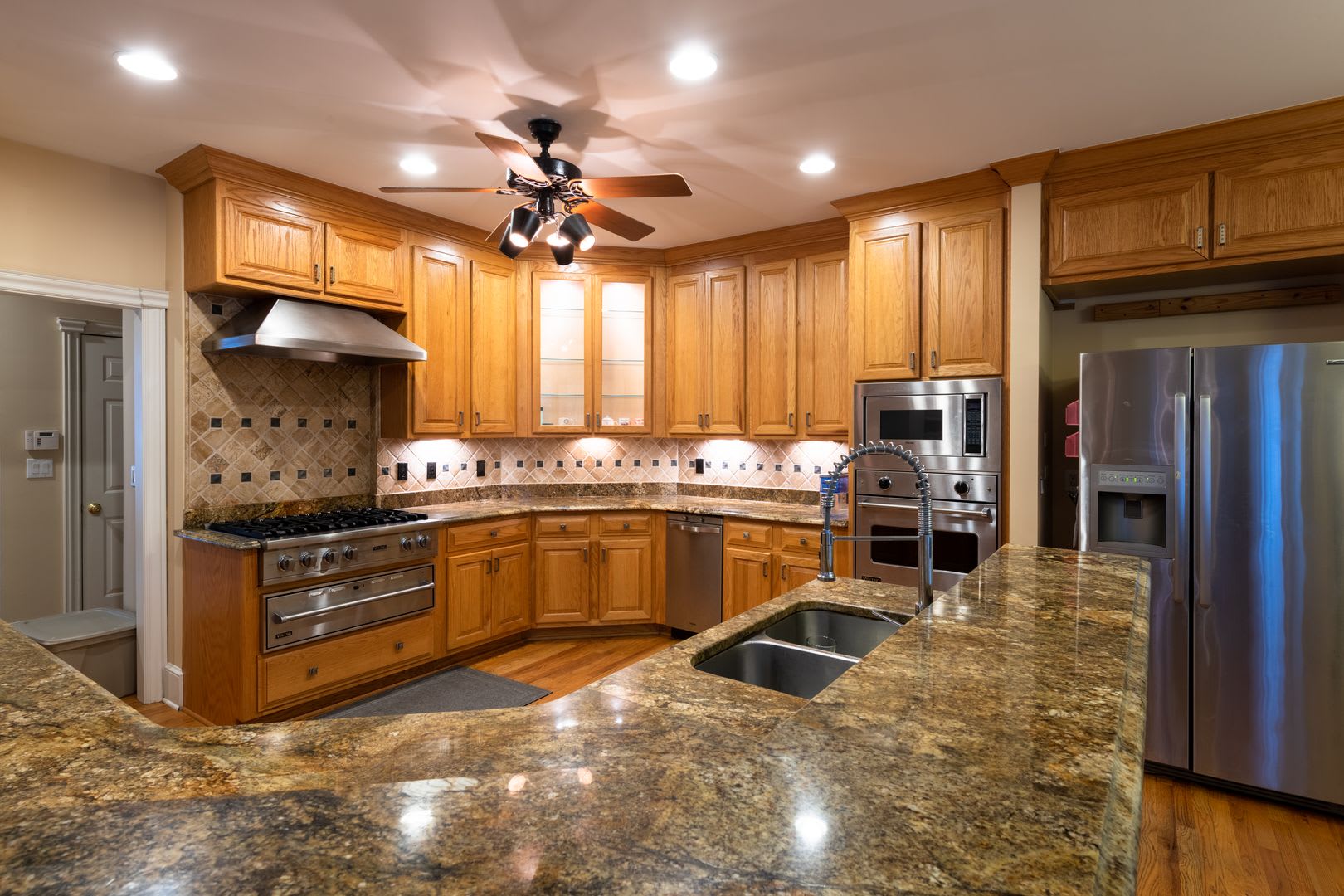 Beautiful, Executive Home in East Cobb Community! – photo 5