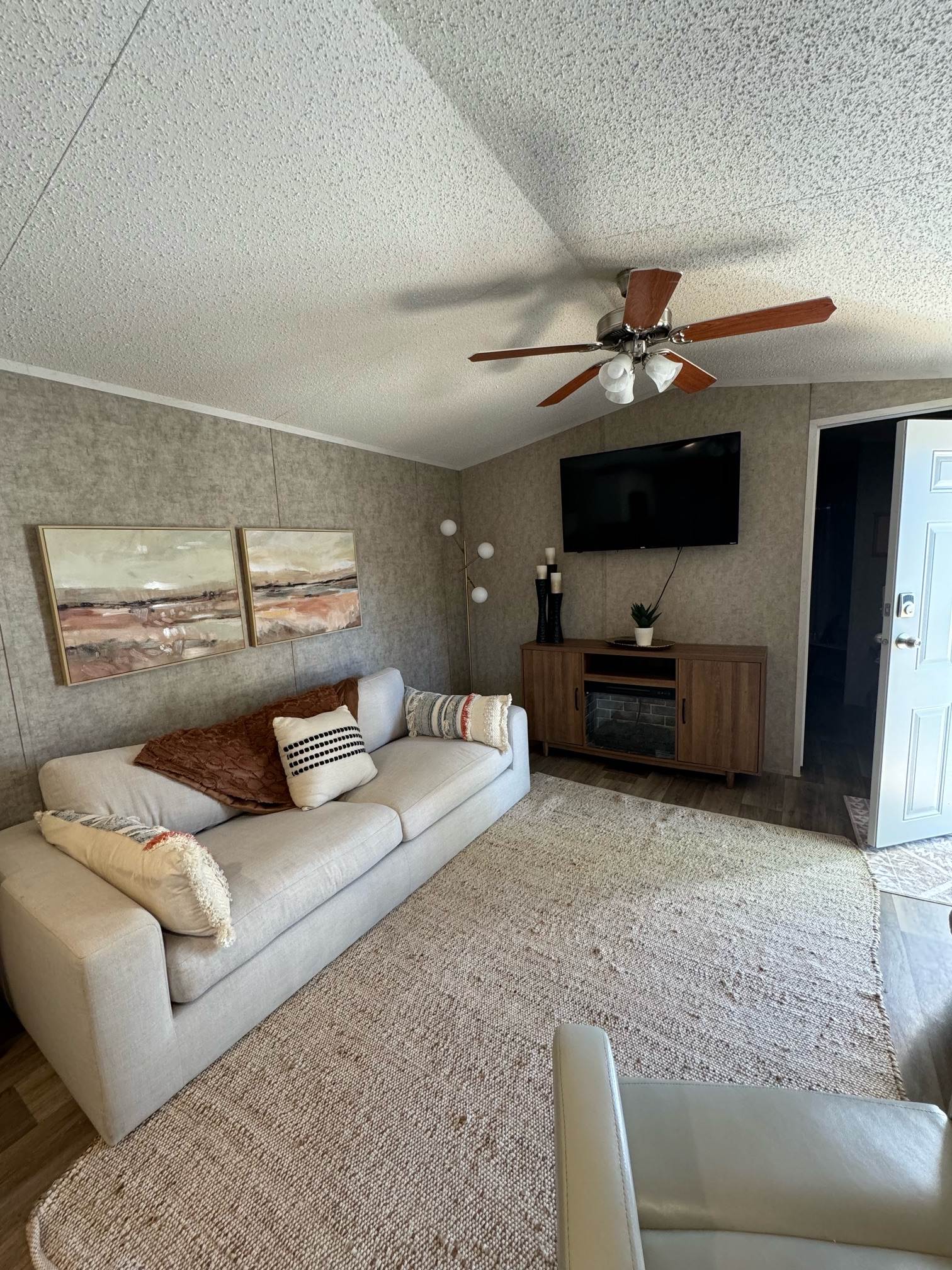 748 River Rd – photo 2
