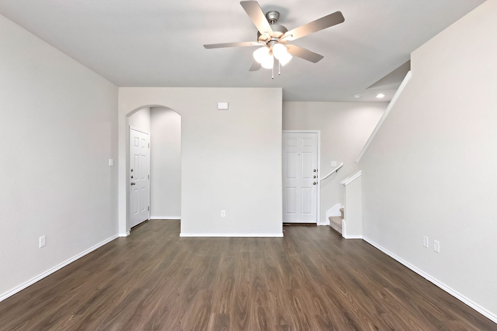 Luxury Townhome – photo 5