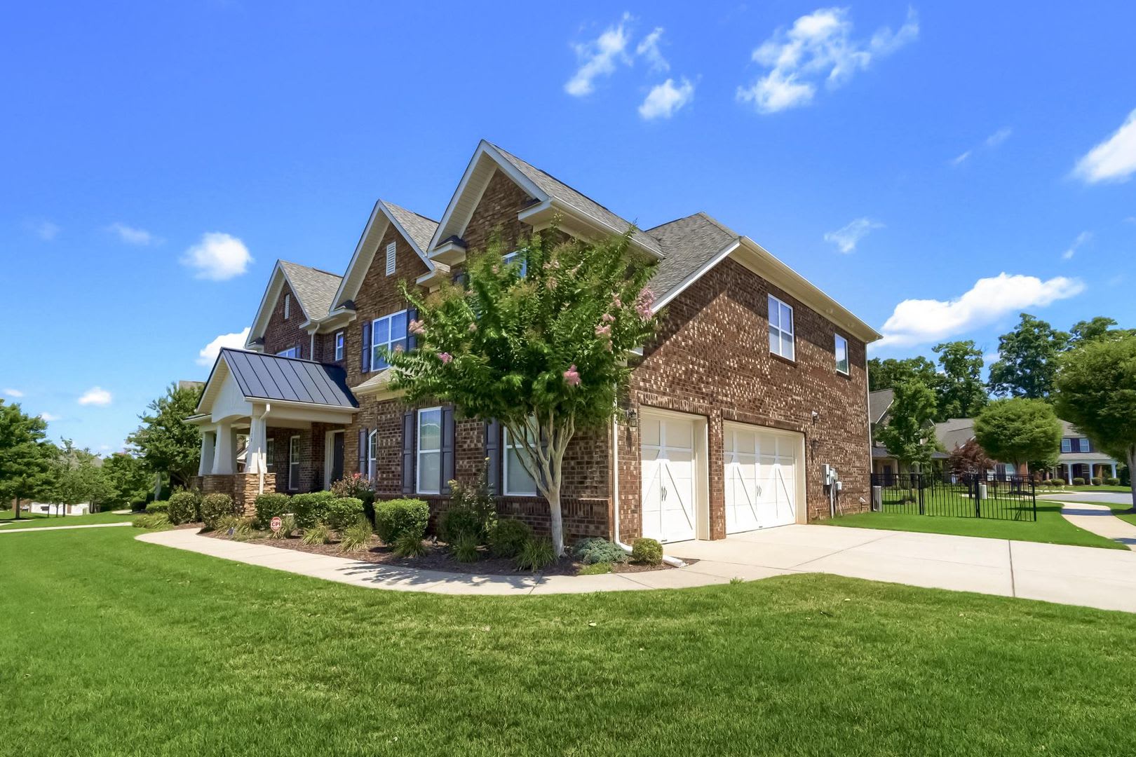 5 Bedroom single family home in Mooresville – photo 3