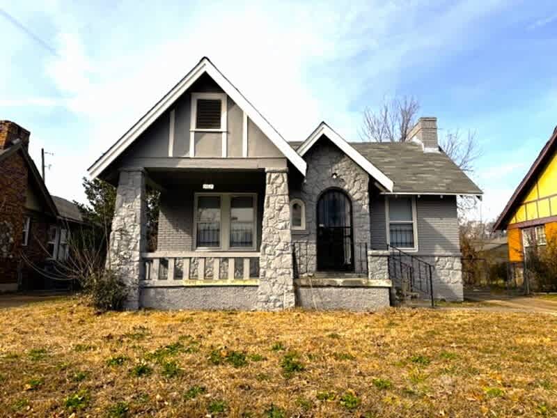 967 Maury St – photo 1