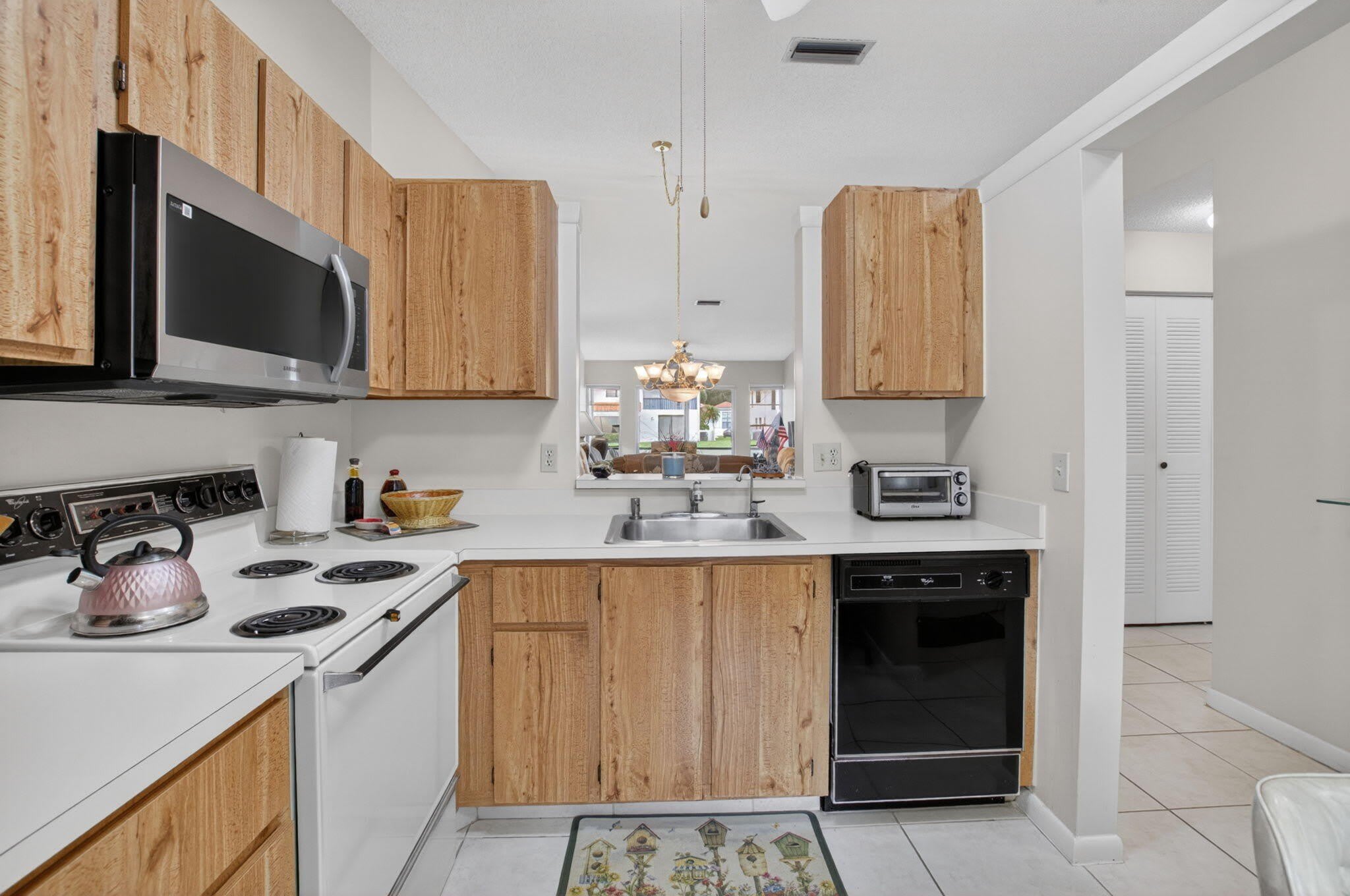 8697 Sunbird Place – photo 3