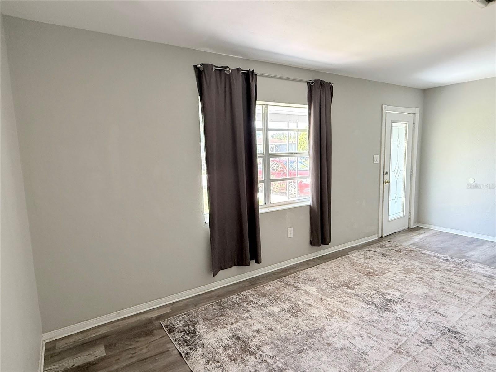 6041 43RD Avenue N – photo 4