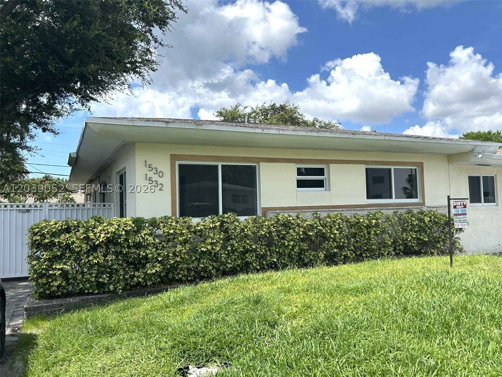 1530 NE 110th Ter – photo 1