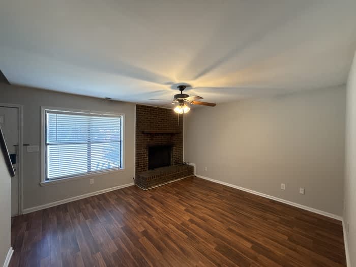 2325 Brookview Court – photo 3