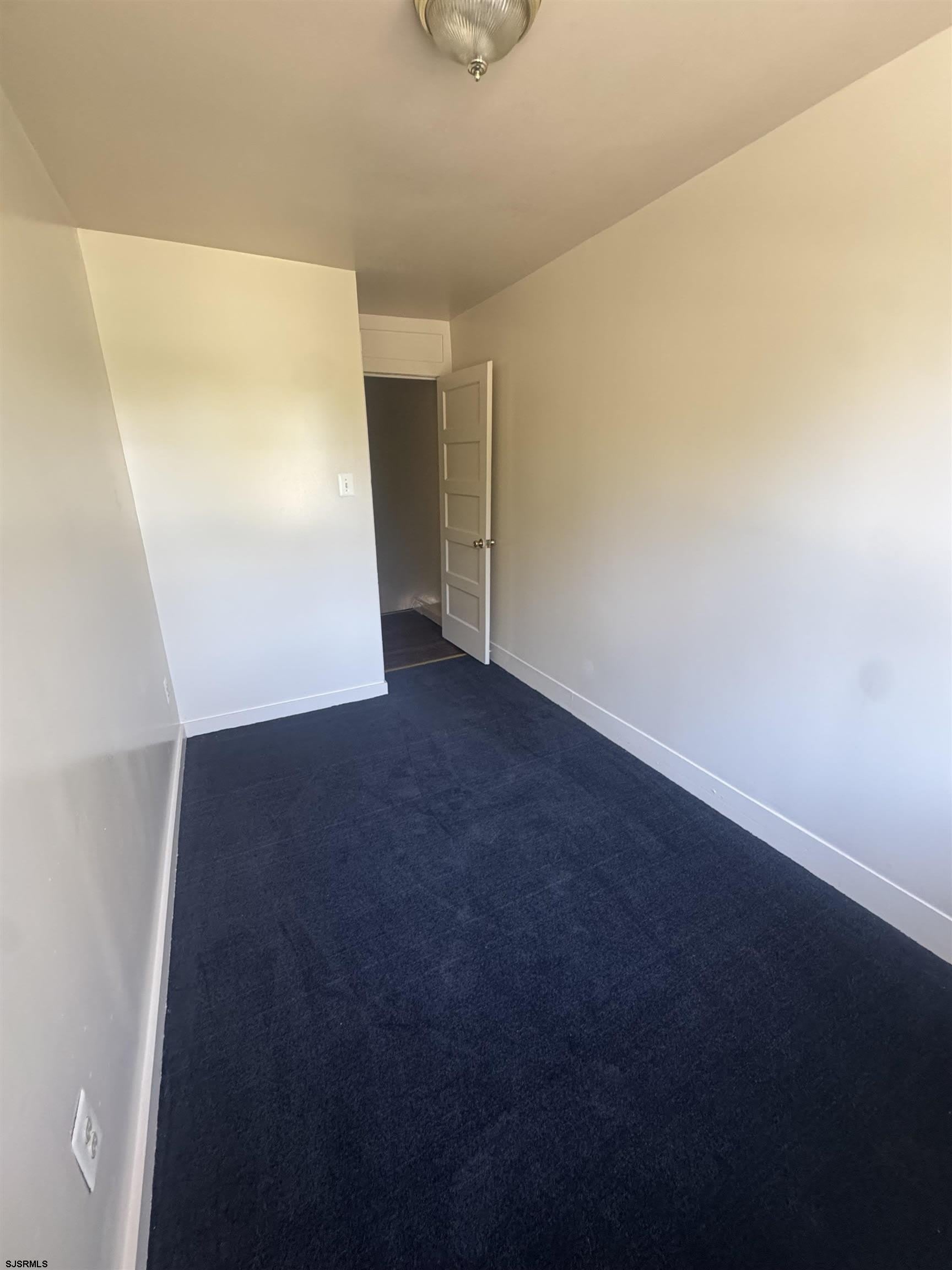 519 New York Ave – photo 2