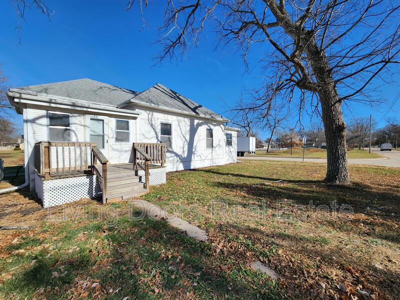 621 South Union Ave – photo 2