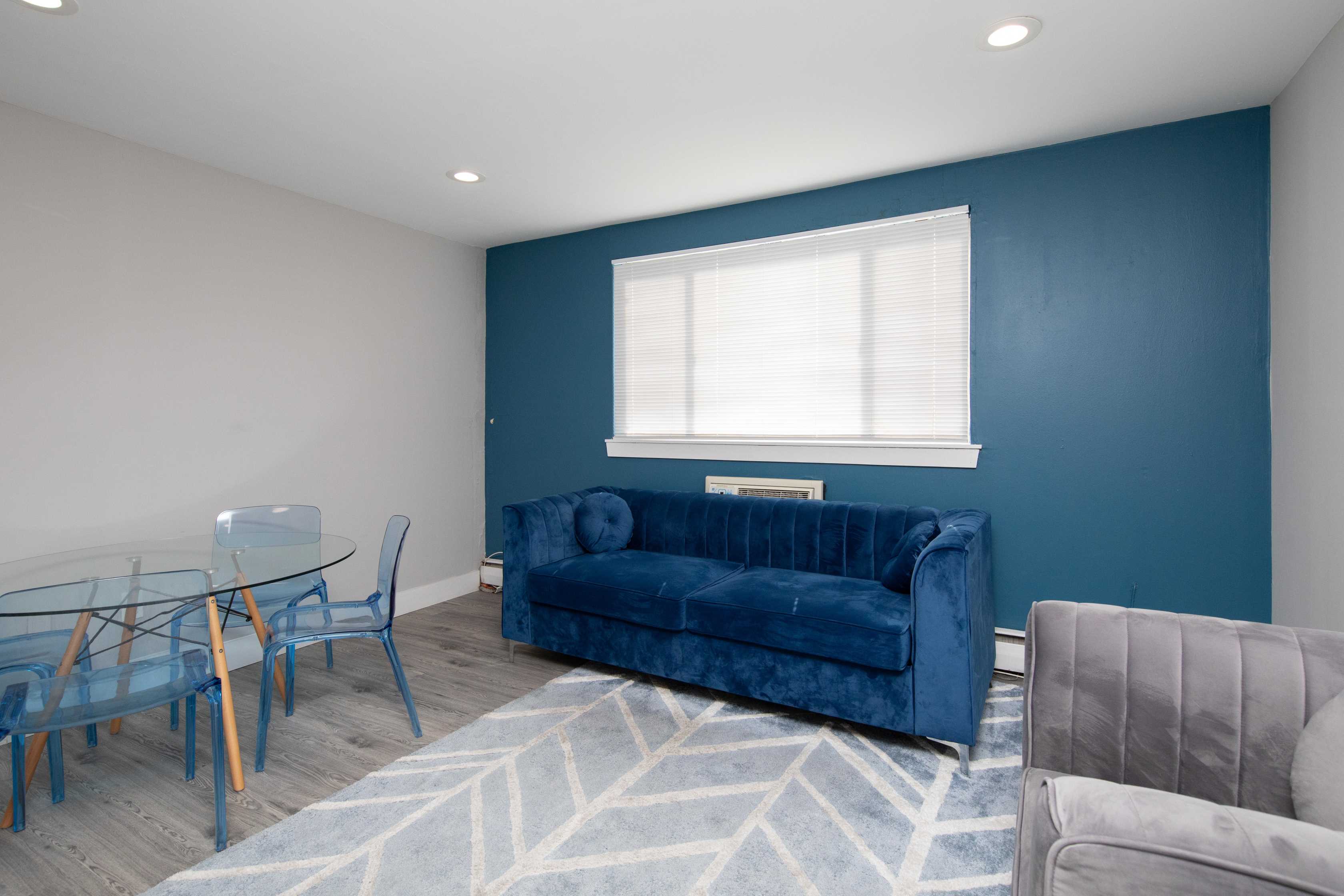 Holme Circle Apartments – photo 2