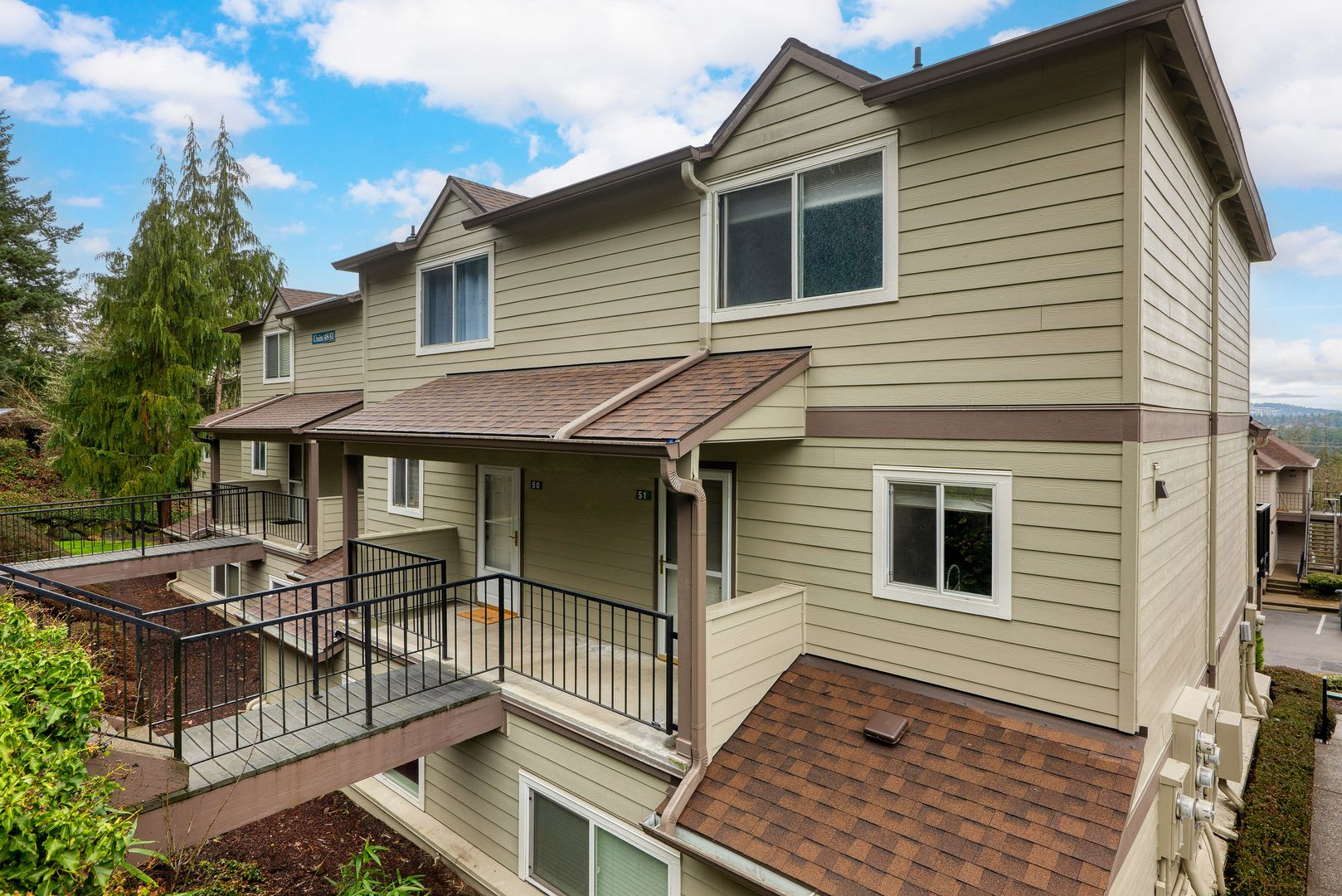 2 Bed 1 5 Townhome In West Linn – photo 2