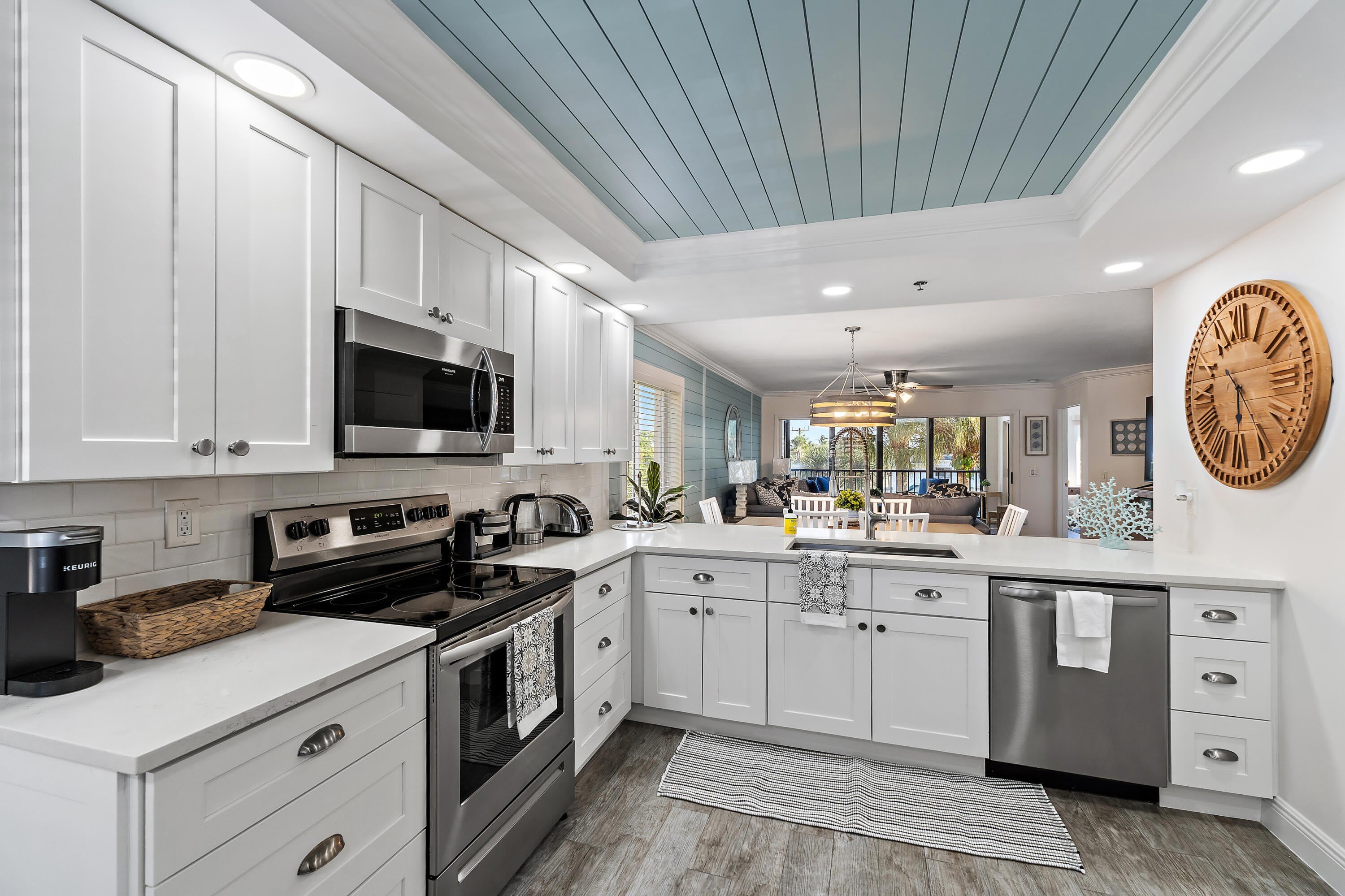 275 Palm Avenue – photo 5