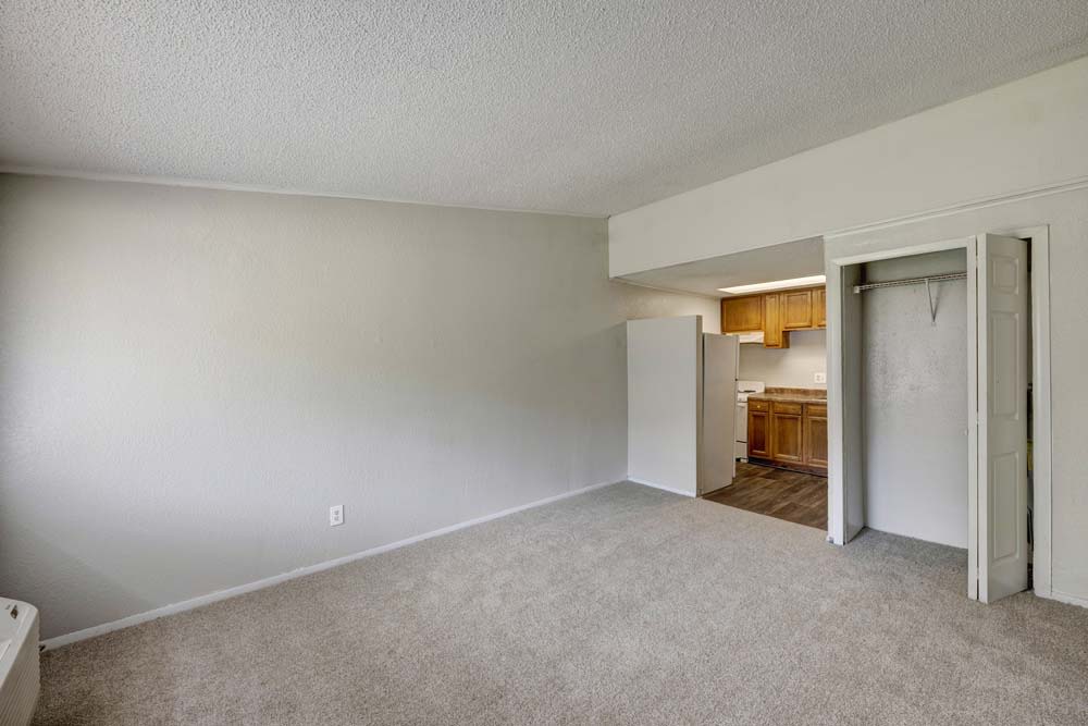 Pelican Pointe Apartments – photo 4
