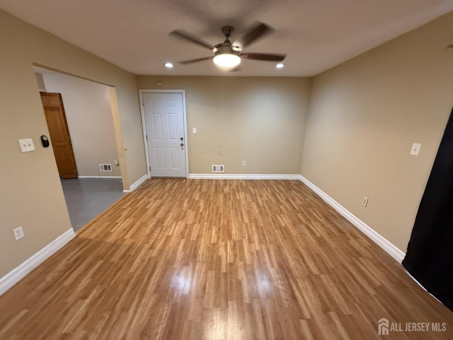 61 Brighton Way – photo 3