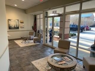 1131 N CAUSEWAY Boulevard – photo 3