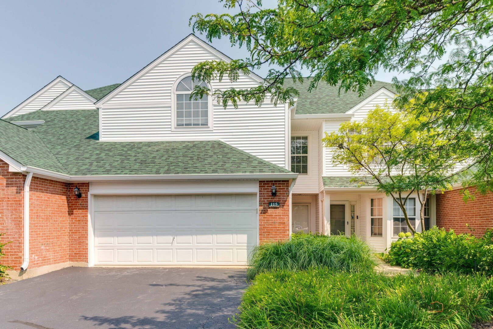 115 Meadowbrook Lane – photo 1
