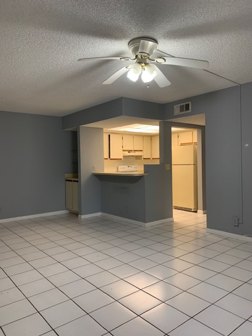 One Bedroom Condo Unit For Rent In Midport Ii – photo 3