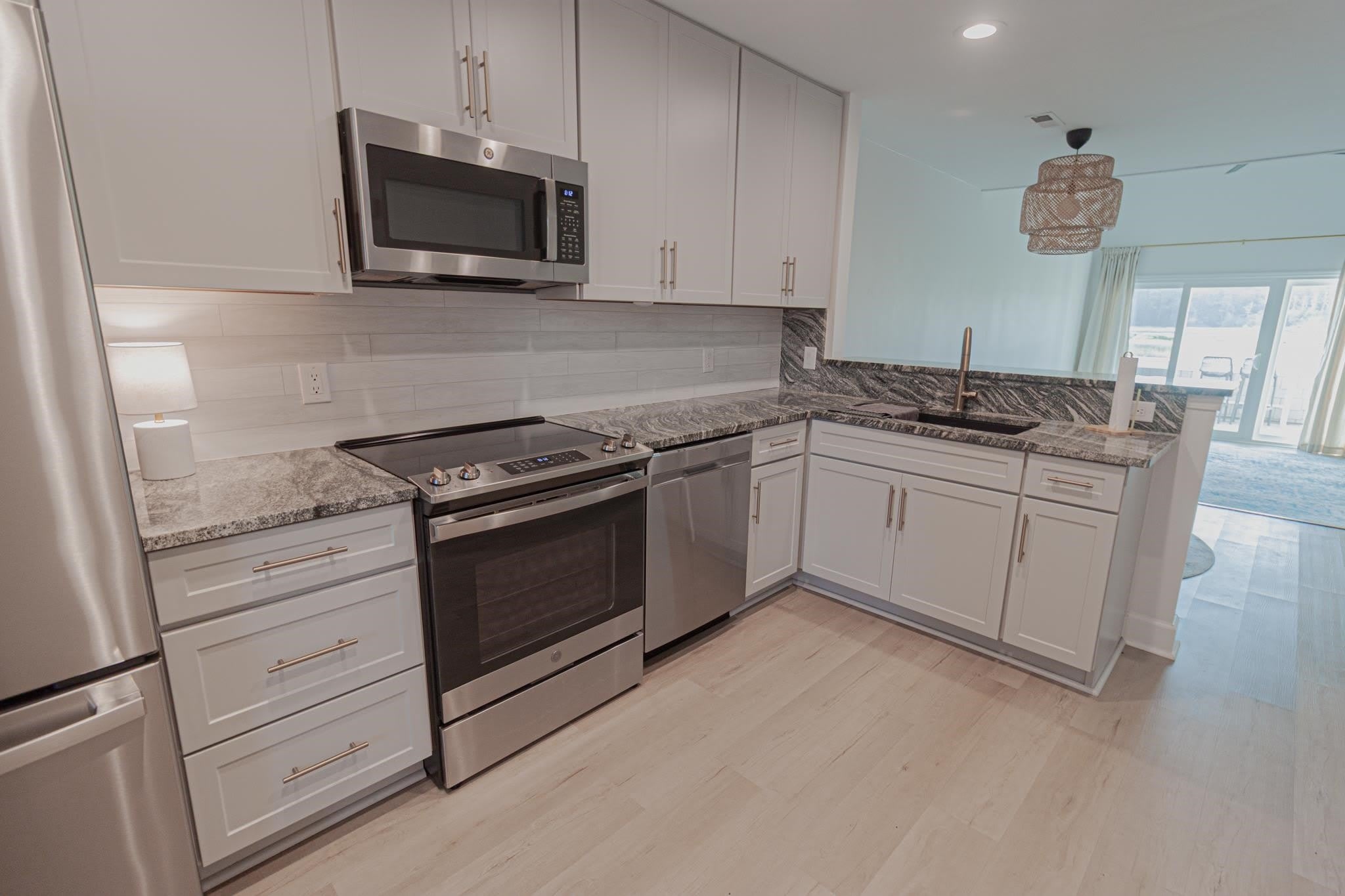 4396 Baldwin Ave – photo 3