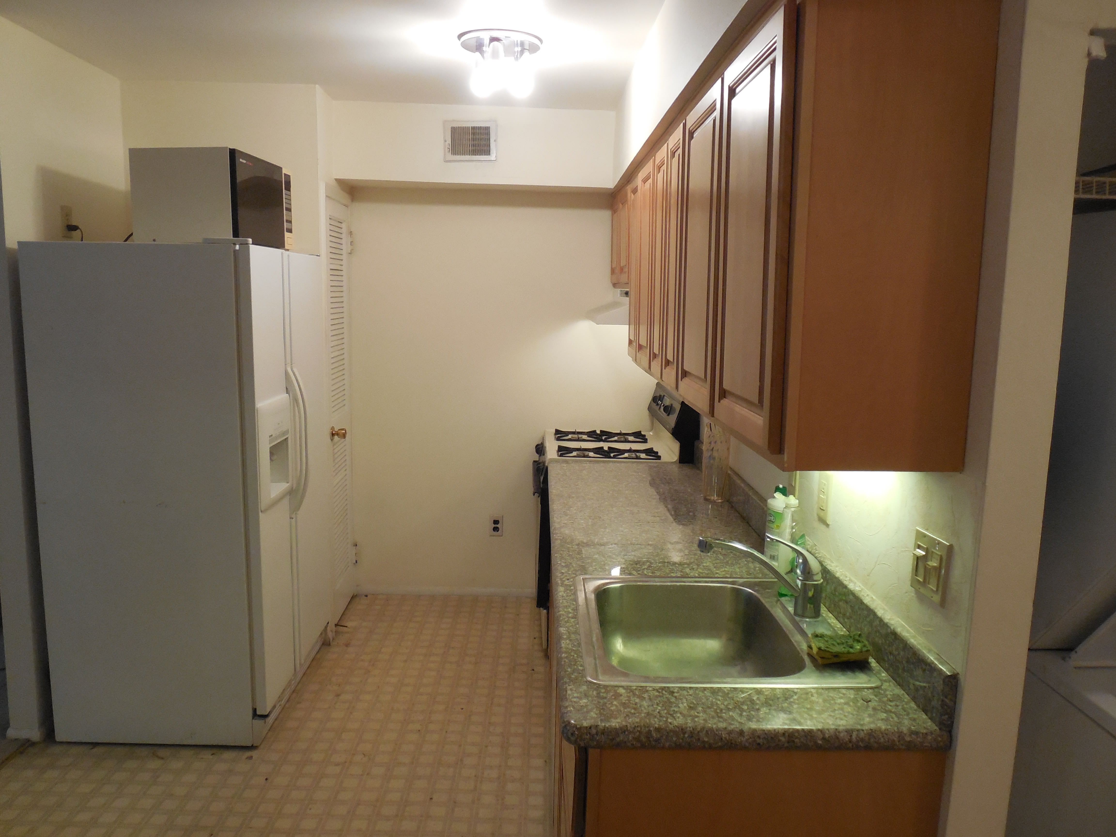 289 Greenough St – photo 5