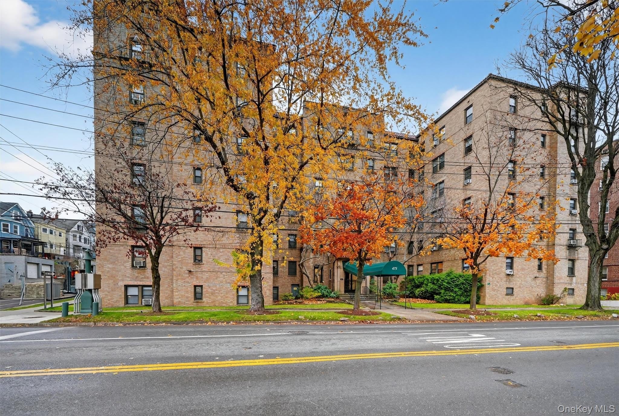 475 Bronx River Road – photo 5