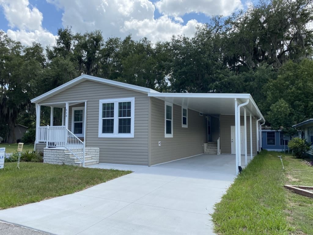 513 Old Colony Rd – photo 2