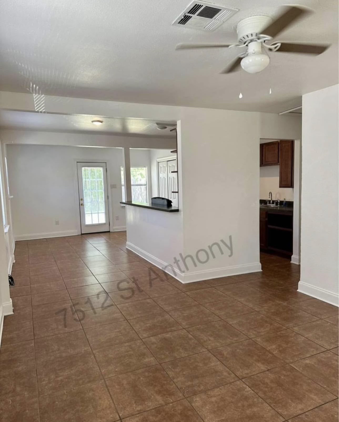 7512 Saint Anthony St – photo 2