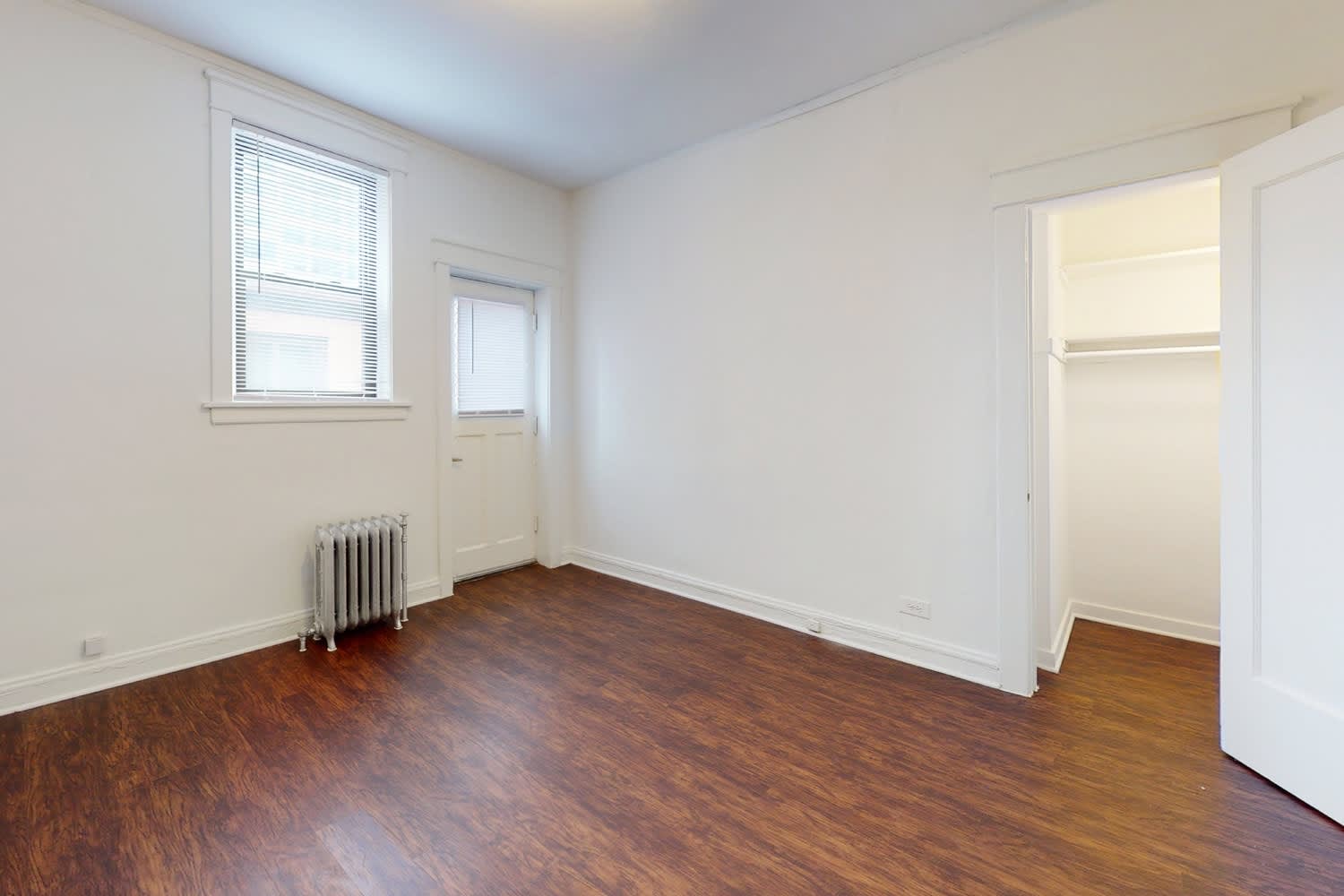 5528-5532 S. Everett Avenue – photo 4