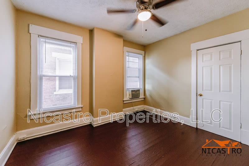 174 E 11th Avenue – photo 3