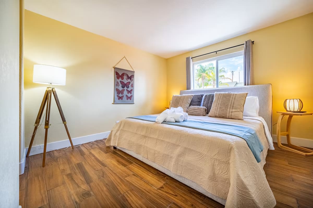 1687 Sycamore Street – photo 5
