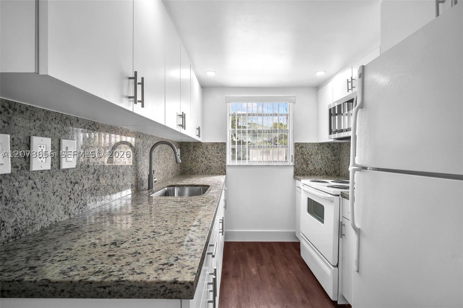 9301 SW 4th St – photo 3