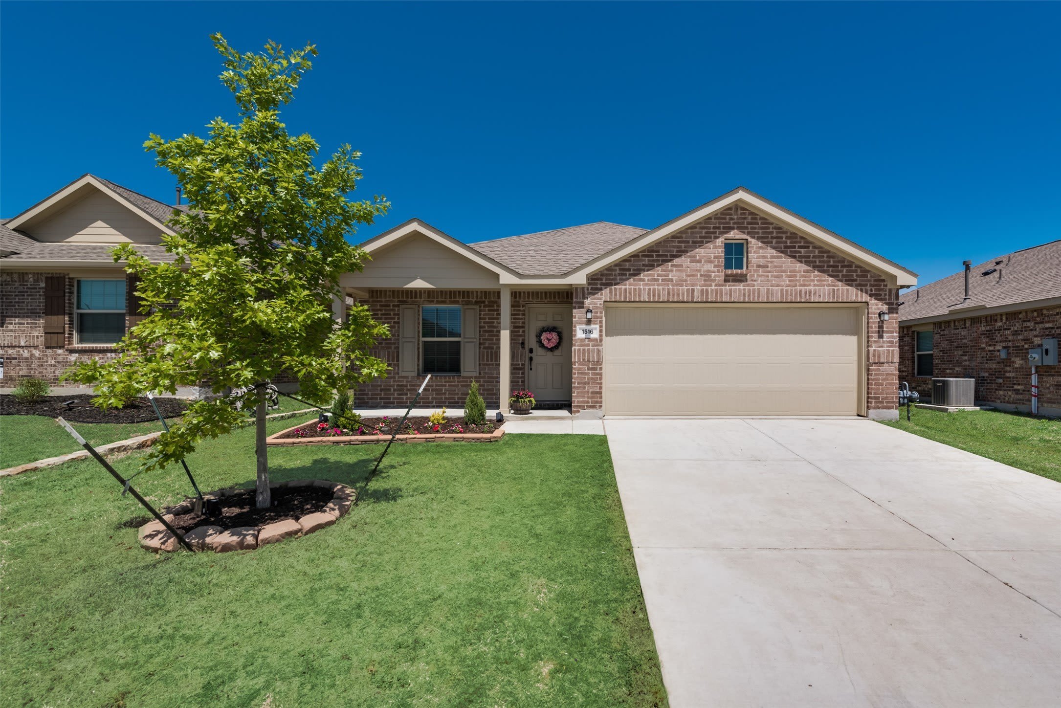 1516 Deerchase Drive – photo 3