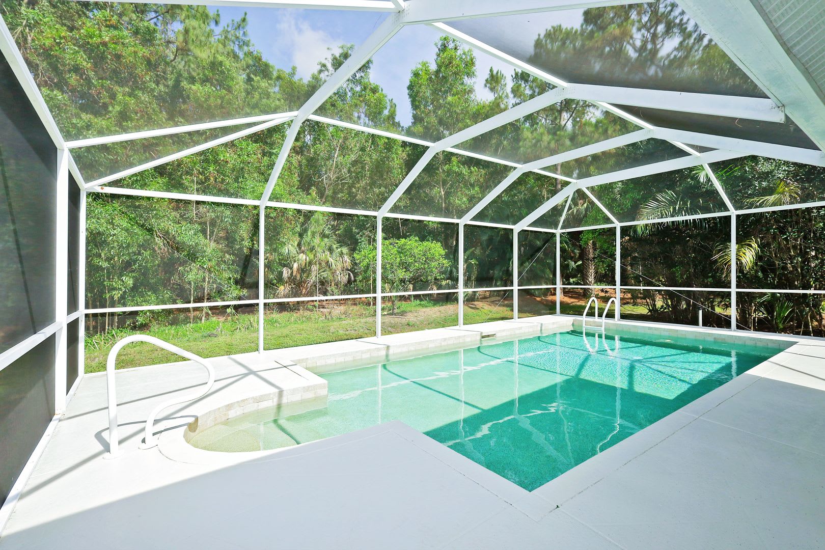 *** POOL HOME***NORTH NAPLES***FALCONS RIDGE***SF HOME***4 BEDS/2 BATHS*** – photo 4