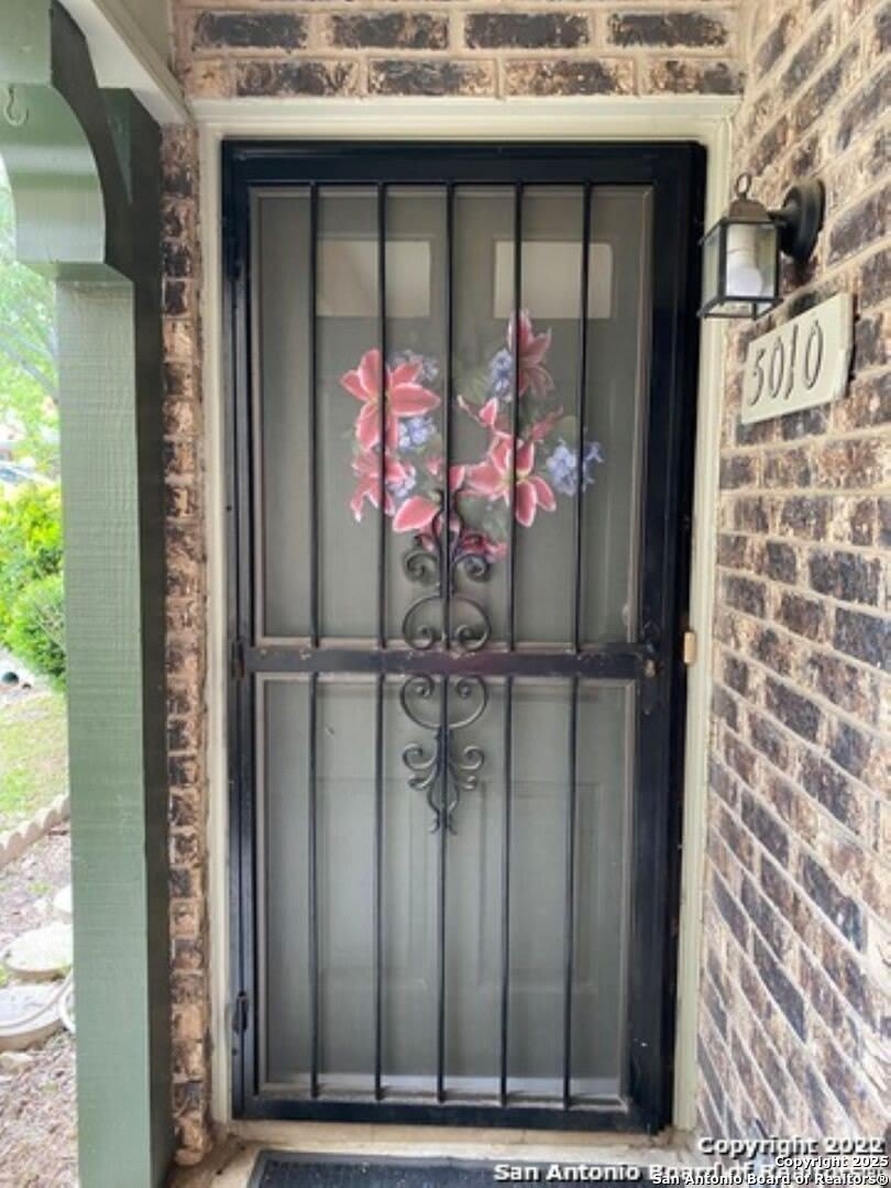 5010 ARBOR RIDGE DR – photo 2