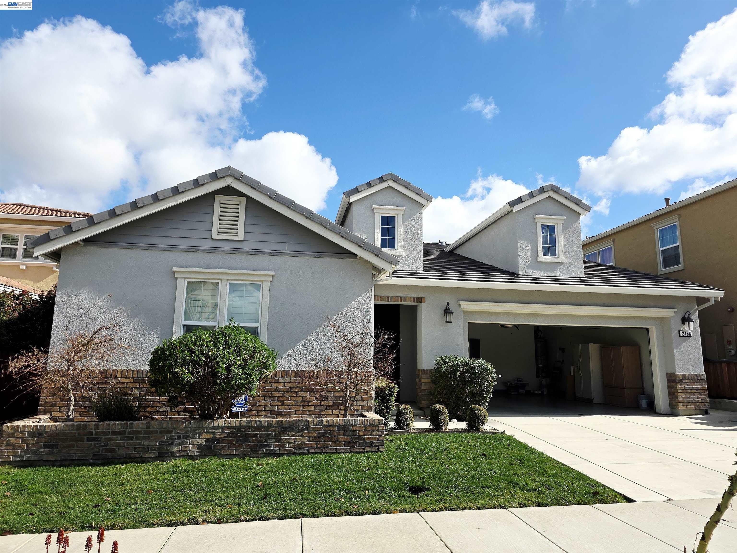2488 Remy Cantos Drive – photo 2