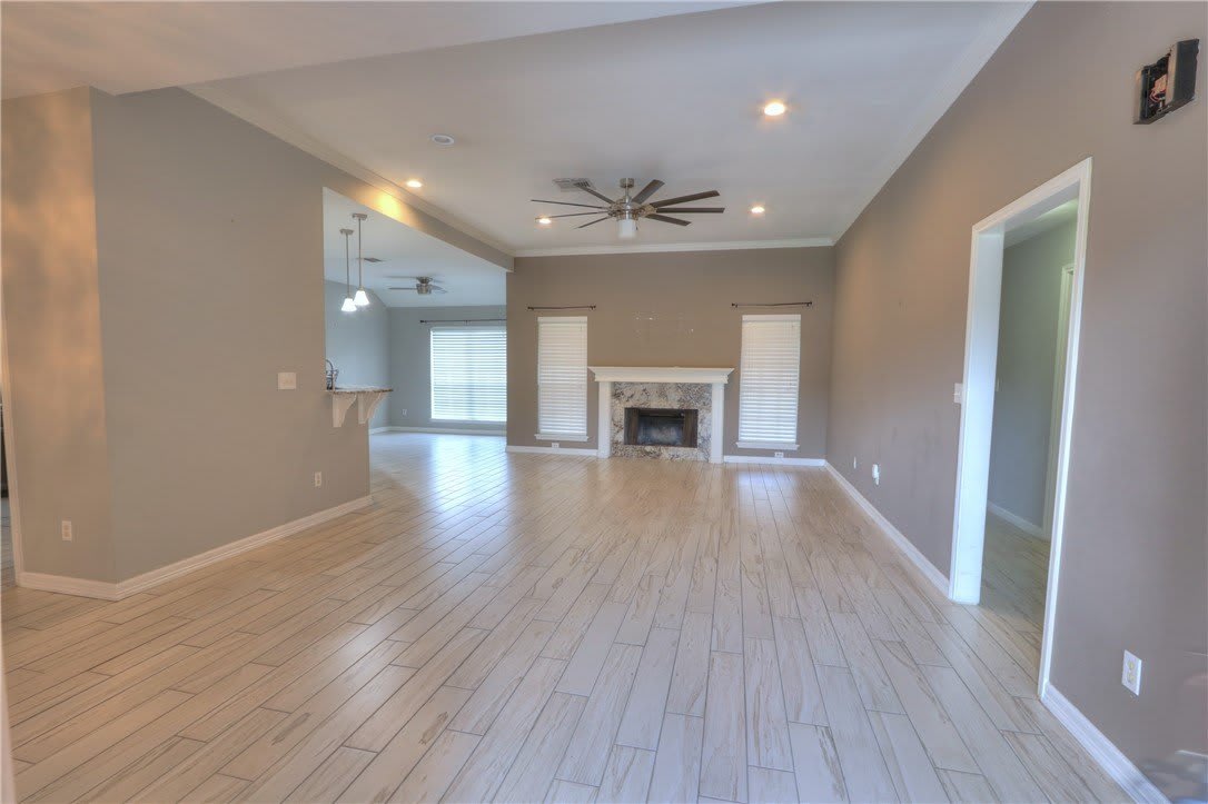 7714 Odessa Drive – photo 2