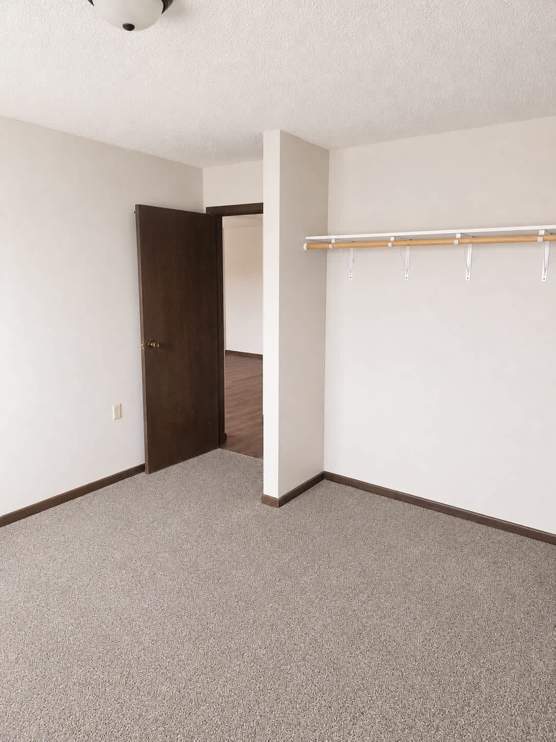 812 Hills Avenue – photo 5