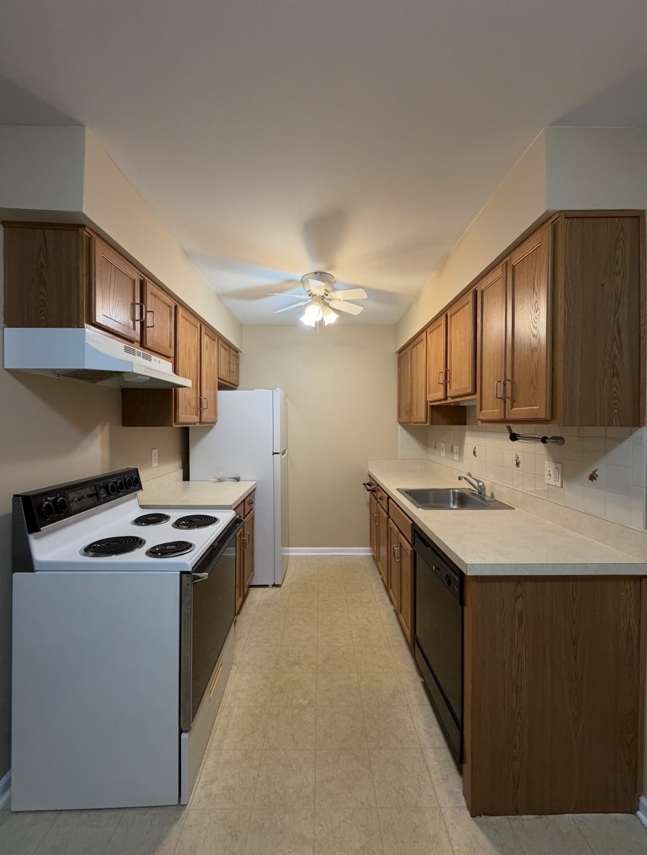 35401 Hickory Woods Drive – photo 3