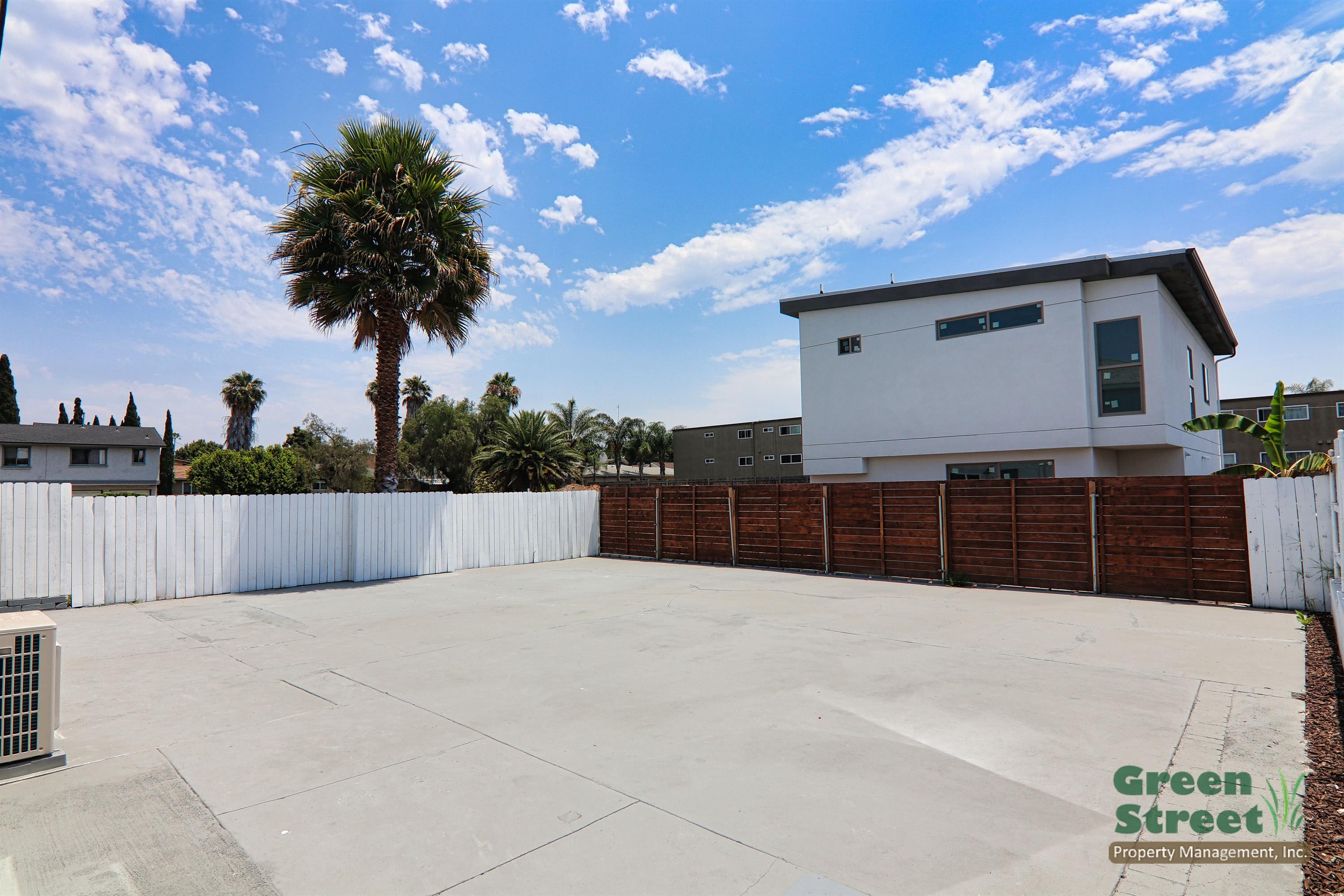 6833 Amherst Street1 – photo 2