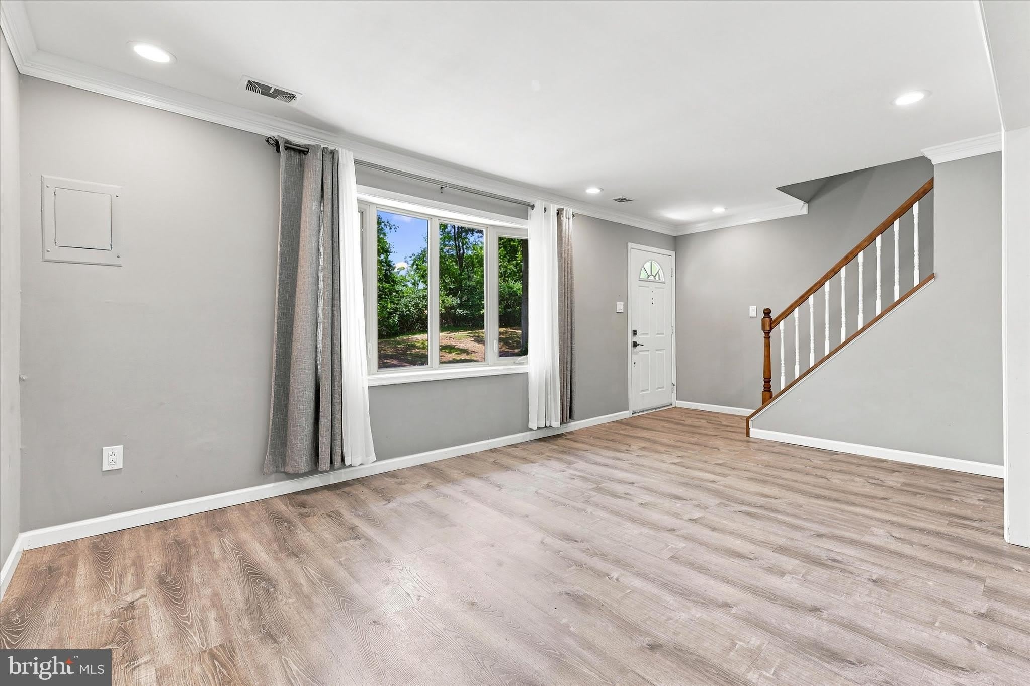 106 WOODSIDE Circle – photo 3