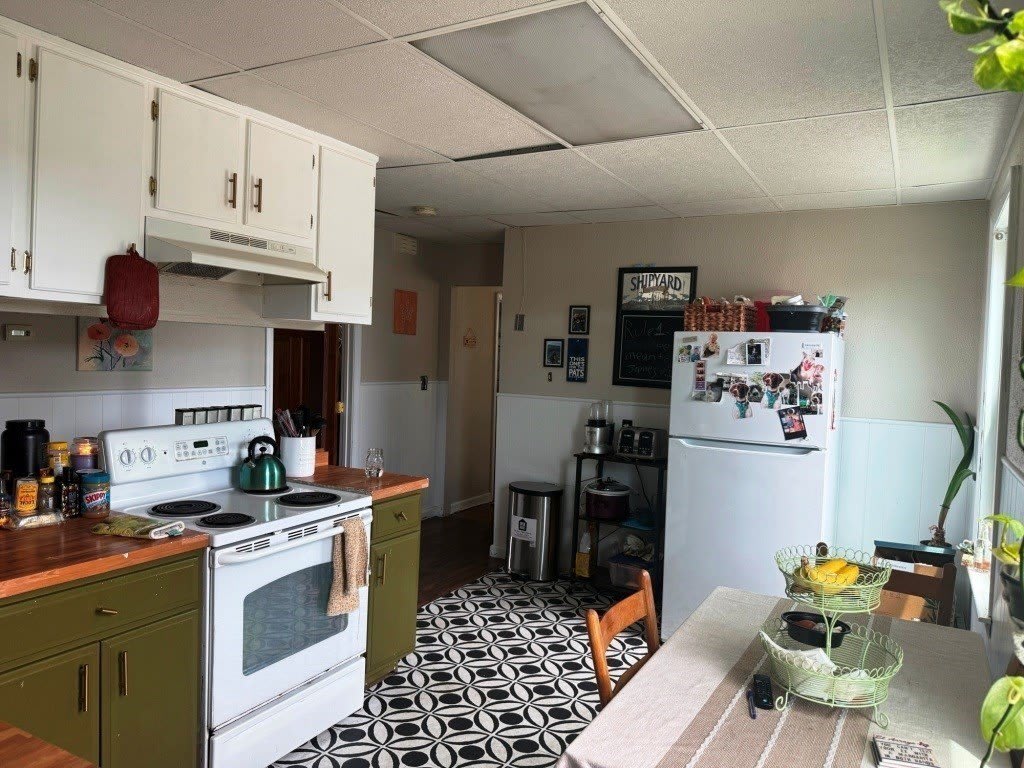 264 Belmont St – photo 3