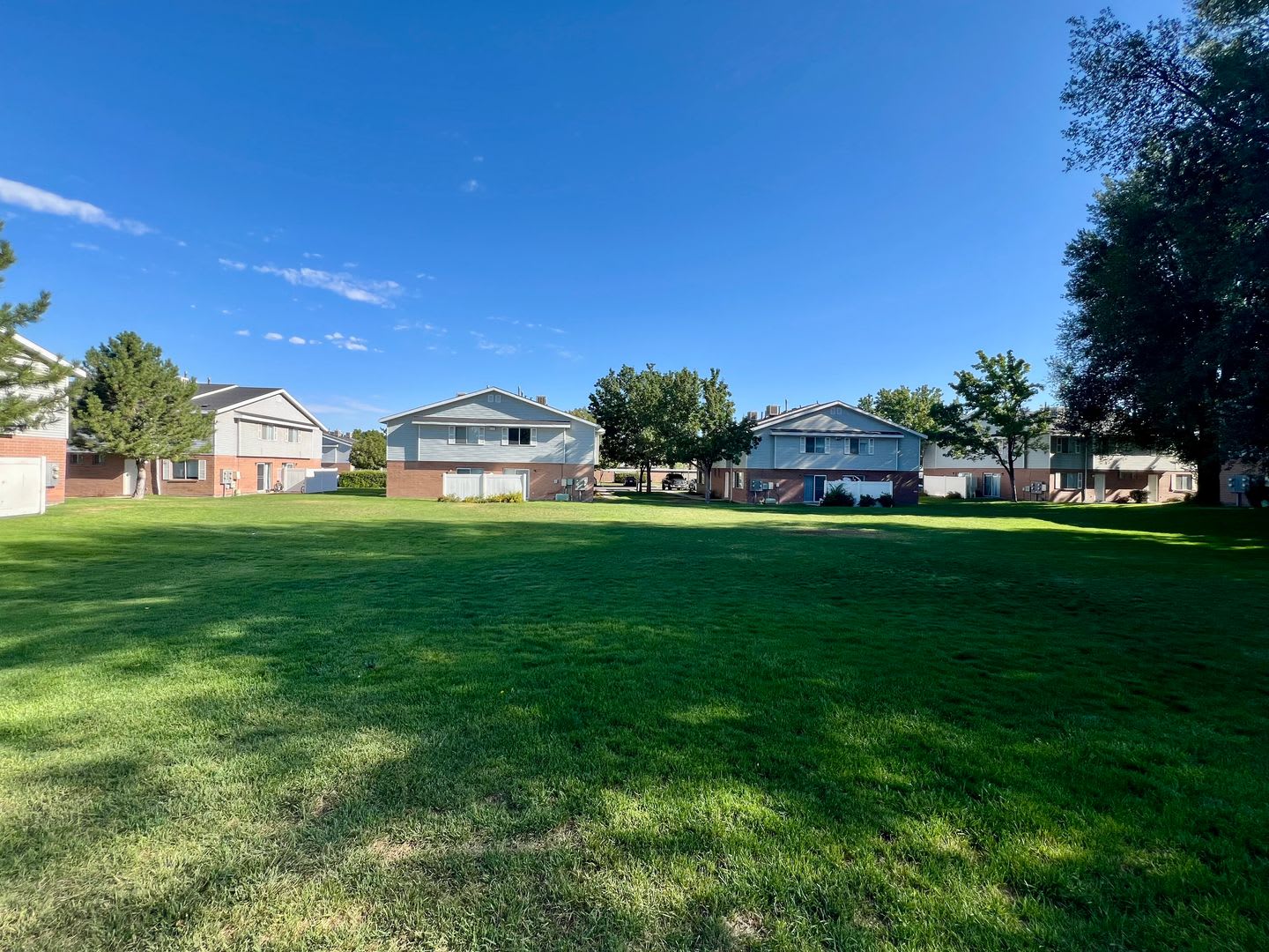 Move in special! 3 bed 1.5 bath townhome/condo available Soon! – photo 5