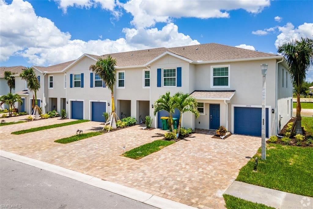 15481 Wildflower Cir – photo 1