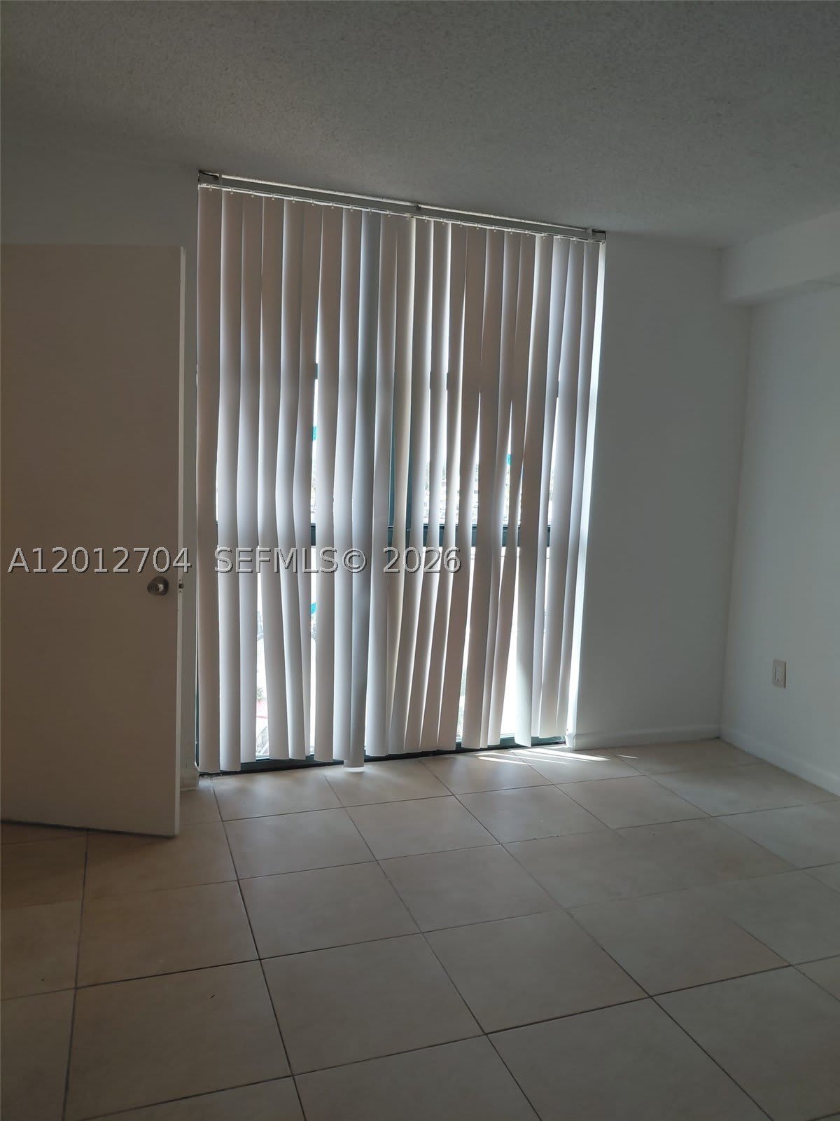 11790 SW 18th St – photo 2