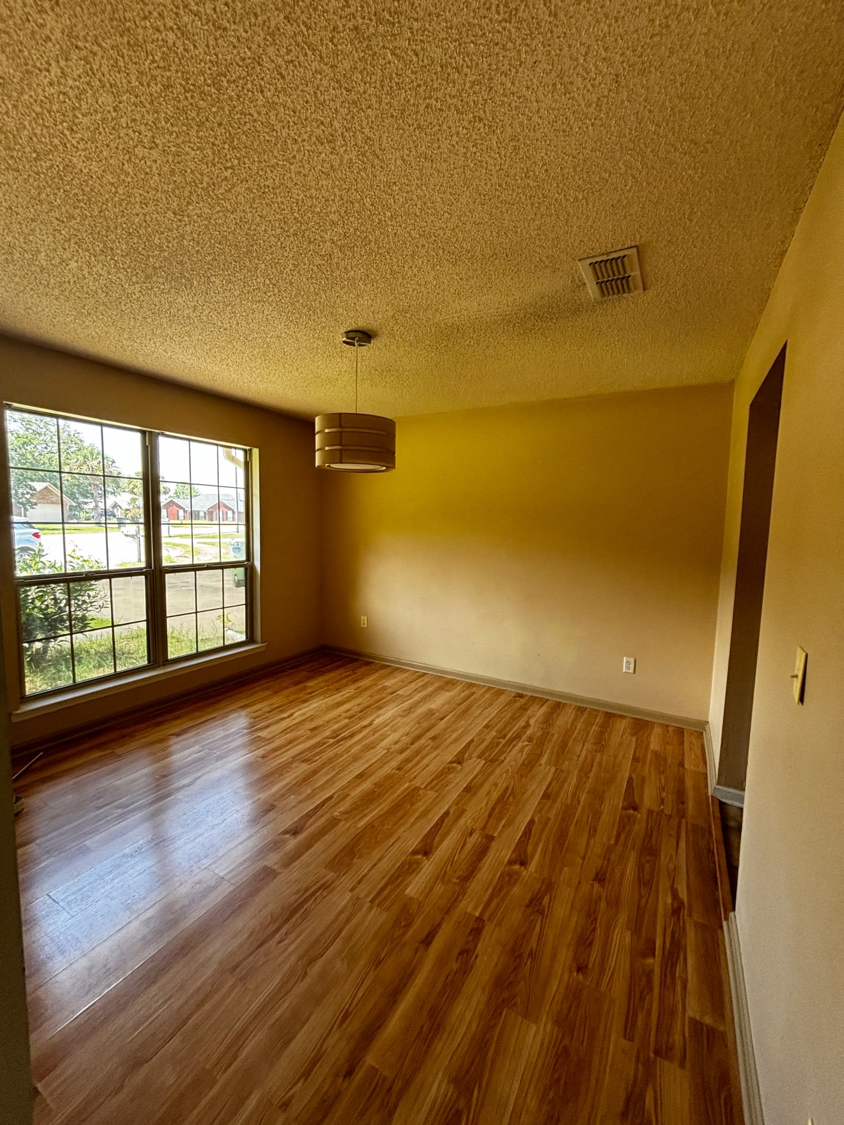 504 Bedford Court – photo 3