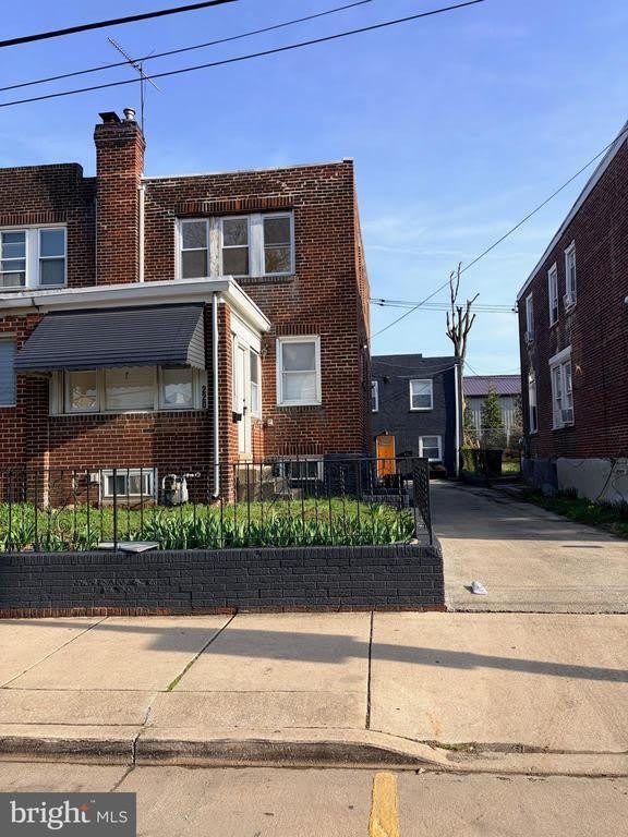 220 North 9TH Street – photo 1