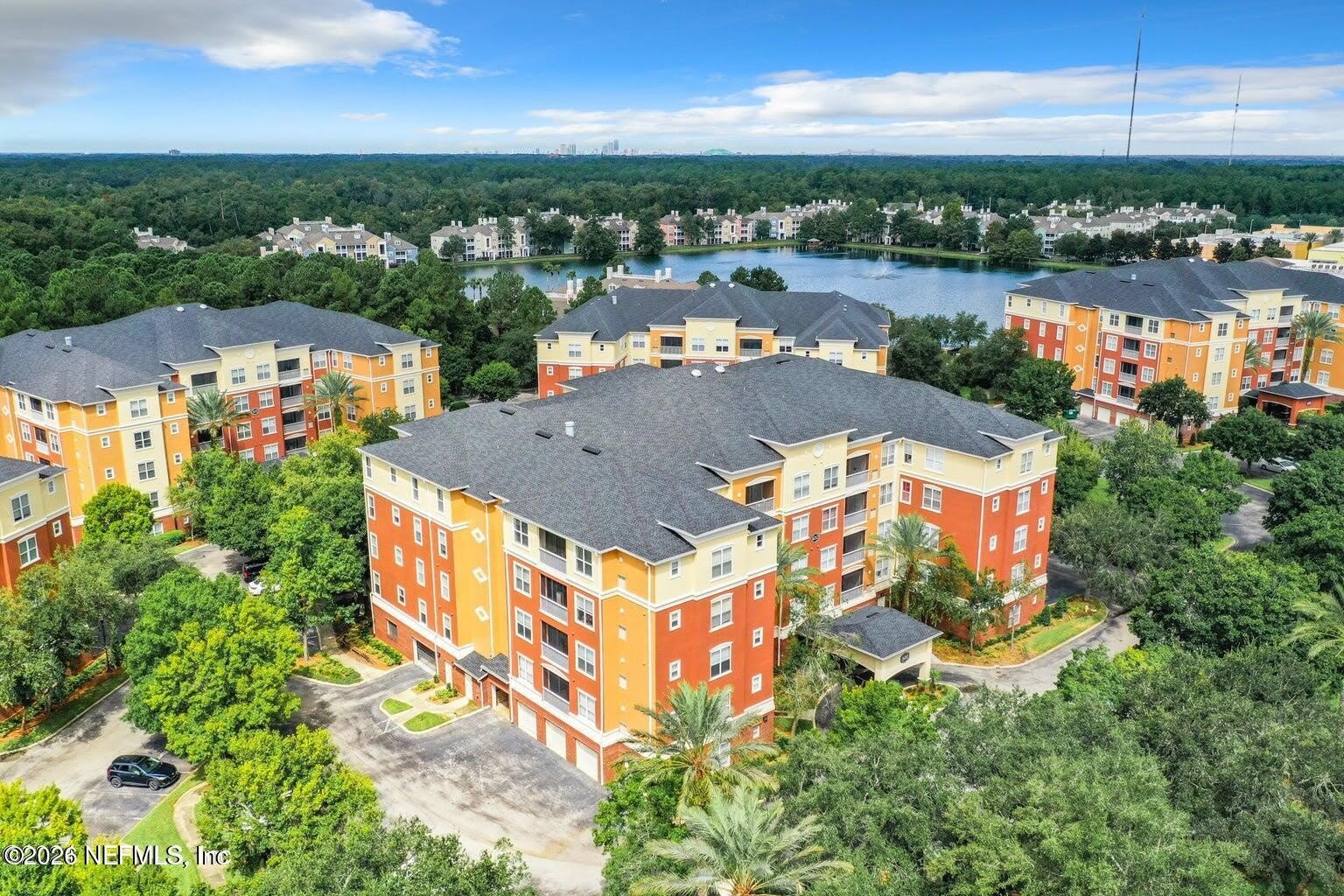 4480 DEERWOOD LAKE Parkway – photo 2