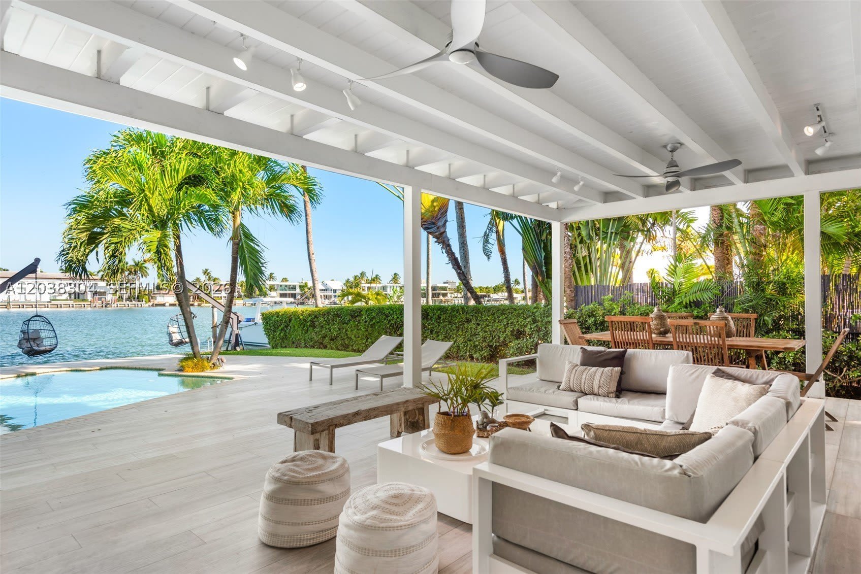 365 N Shore Dr – photo 2