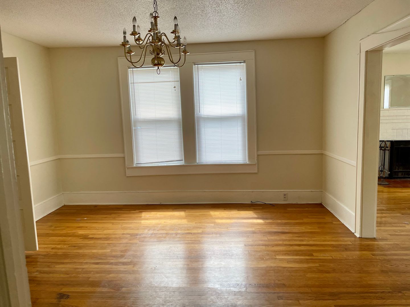 3 Bedroom 2 Bath In Heathwood Area – photo 3