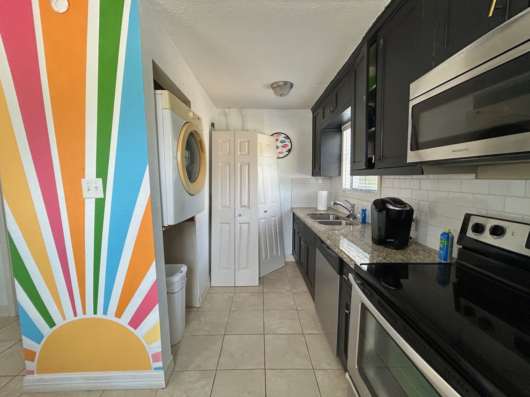 212 Montclair Ave. – photo 5