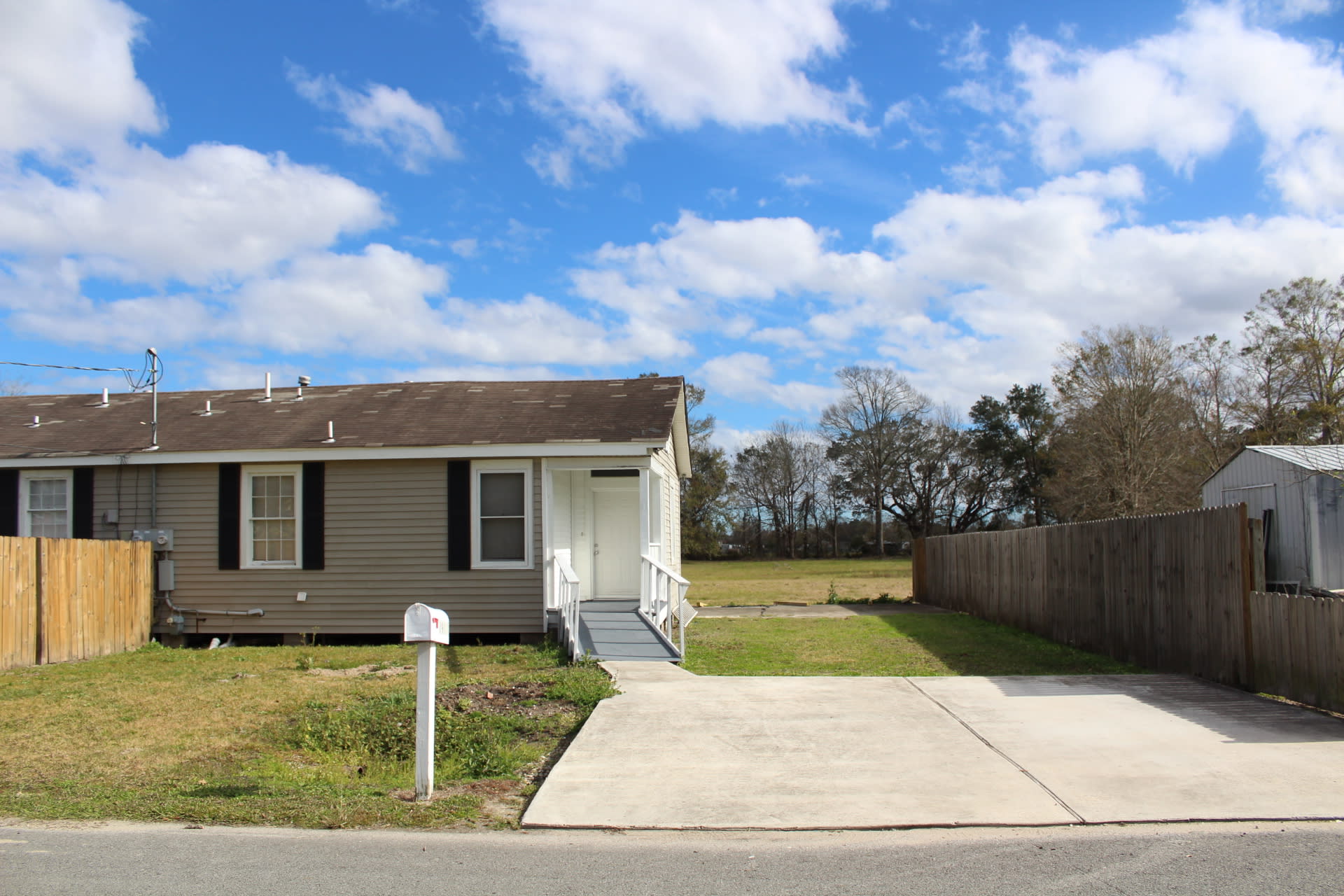 1911 Ricouard Rd – photo 2
