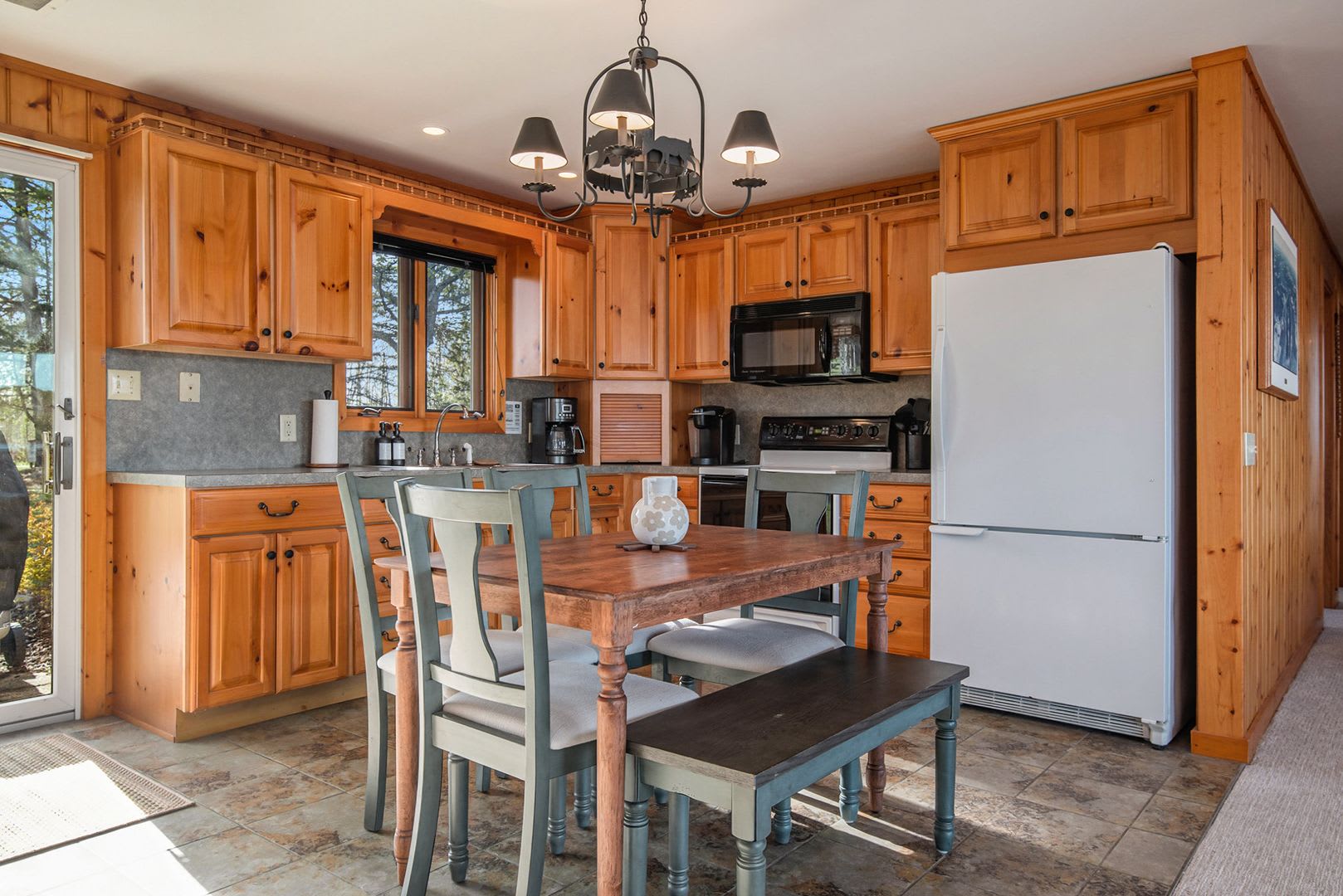 Fully Furnished Lakefront Home on Intermediate Lake – Available October 1, 2026 through May 27, 2027 – photo 3